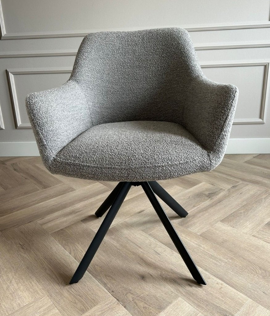 LEEGVERKOOP FINN CHIQUE GRIJS CHEFMEUBEL KUSHI 149 VOORRAAD, Nieuw, Ophalen of Verzenden, Stof, Vijf, Zes of meer stoelen