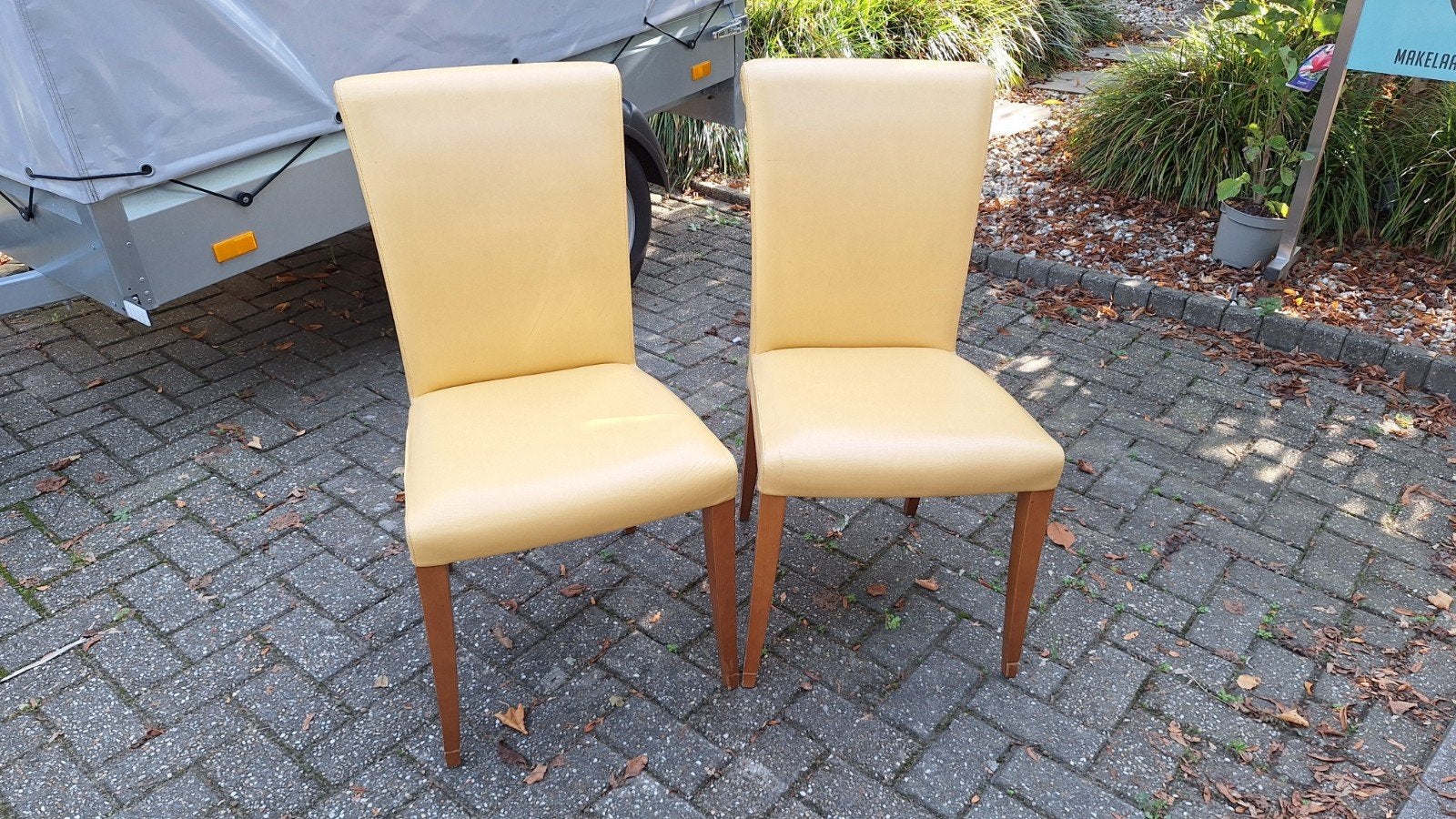 2x Poltrona Frau Vittoria stoelen - Zacht leder, Ophalen, Modern design, Gebruikt, Twee