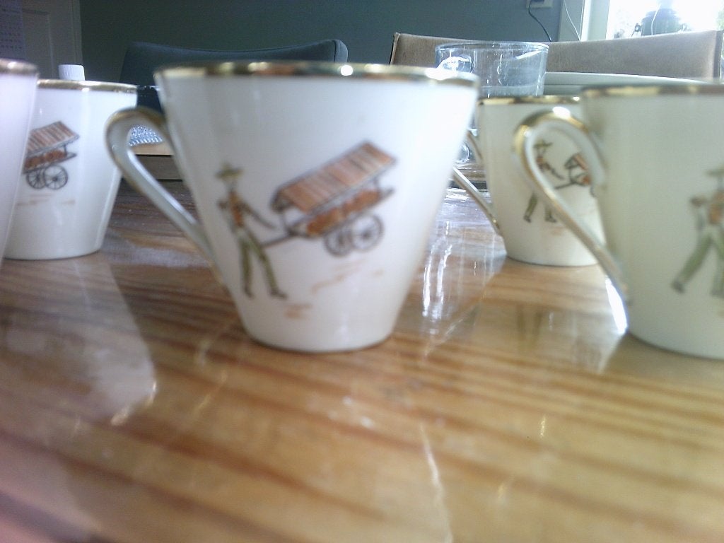 6 Winterling Bavaria kopjes met goudrand 1 met barstje, Overige merken, Ophalen of Verzenden, Zo goed als nieuw, Overige stijlen