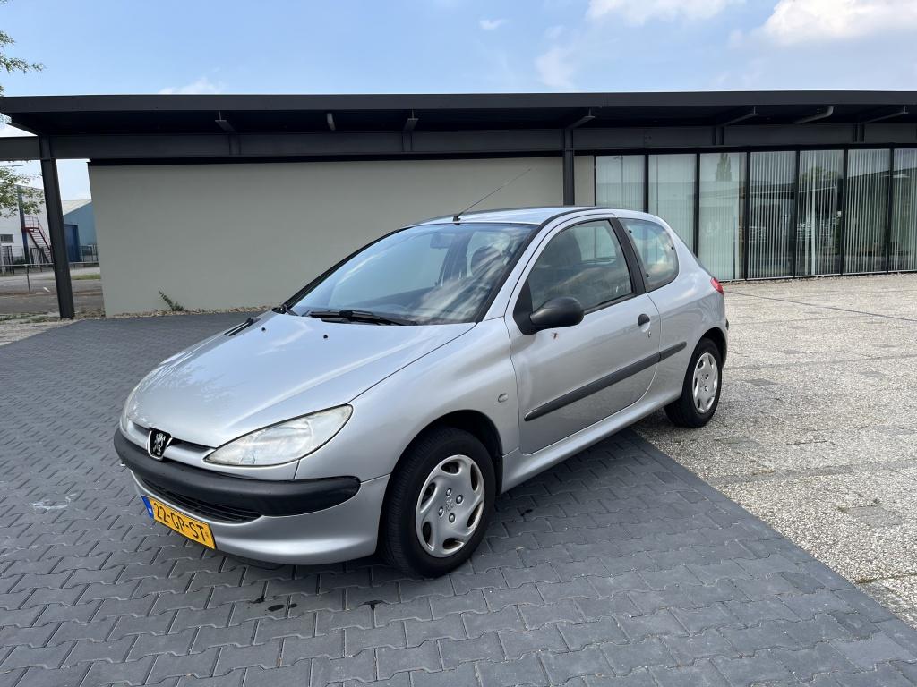 Peugeot 206 1.6-16V XT Automaat Elektr pakket APK (bj 2001), Automaat, Stof, Origineel Nederlands, Bedrijf
