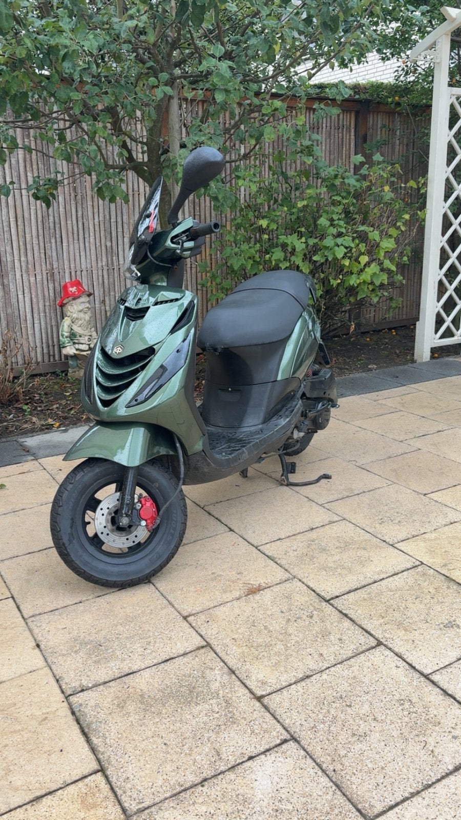 Piaggio zip sp  4t 50cc Brom, Fietsen en Brommers, Scooters | Piaggio, Ophalen, Zo goed als nieuw, Benzine, Zip