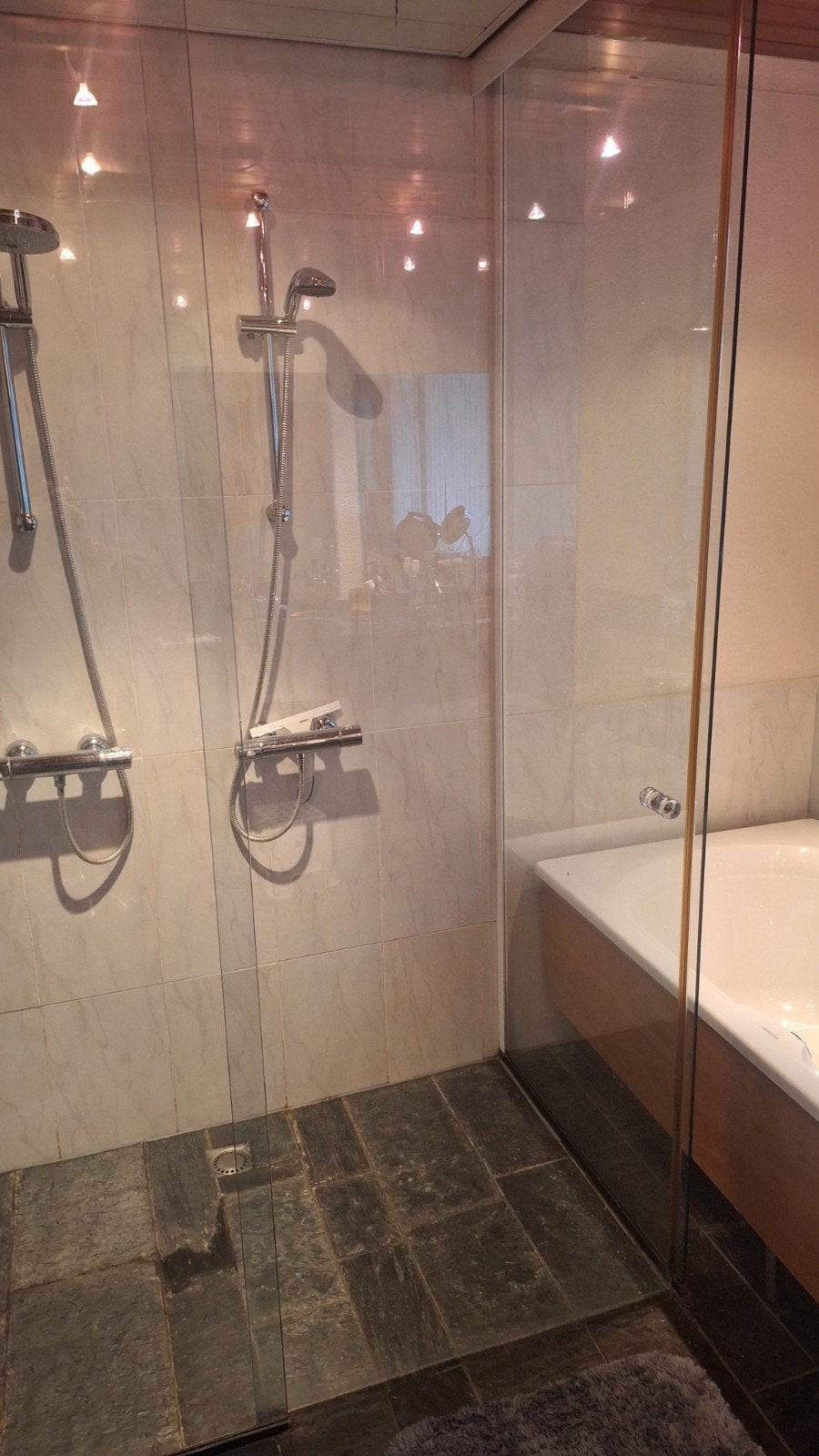 Douchewand met Schuifwand op Rail, Ophalen, Gebruikt, Glas, Douche