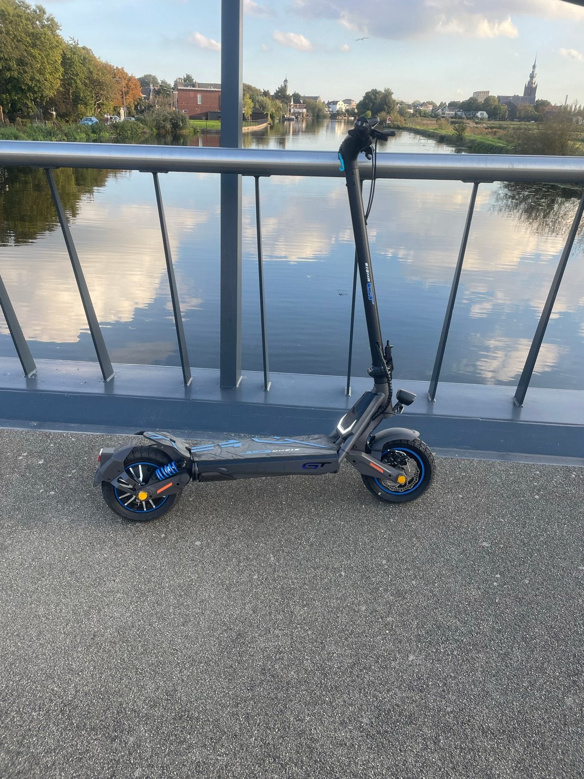 Electrische step 45 km/h max en al 213 km gereden, Ophalen of Verzenden, Zo goed als nieuw, Elektrische step (E-scooter)