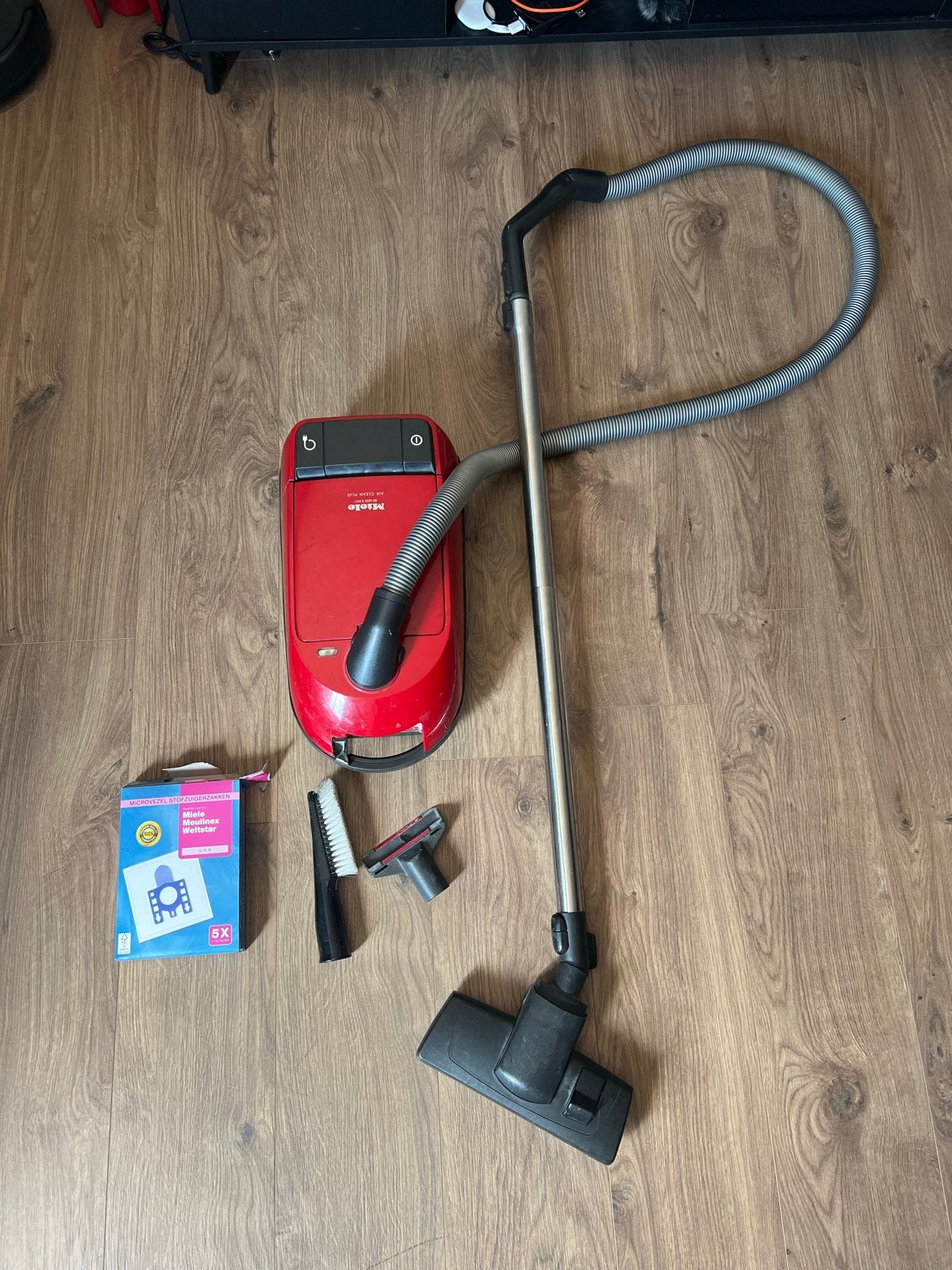 Miele stofzuiger  S 247 i Air Clean Plus met accessoires, Witgoed en Apparatuur, Stofzuigers, Inclusief accessoires, Gebruikt