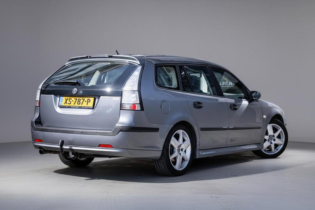 Saab 9-3 Sport Estate 1.8t AUT Intro Edition Leder|Climate|C, Auto's, Saab, 1998 cc, Stof, Gebruikt, 4 cilinders