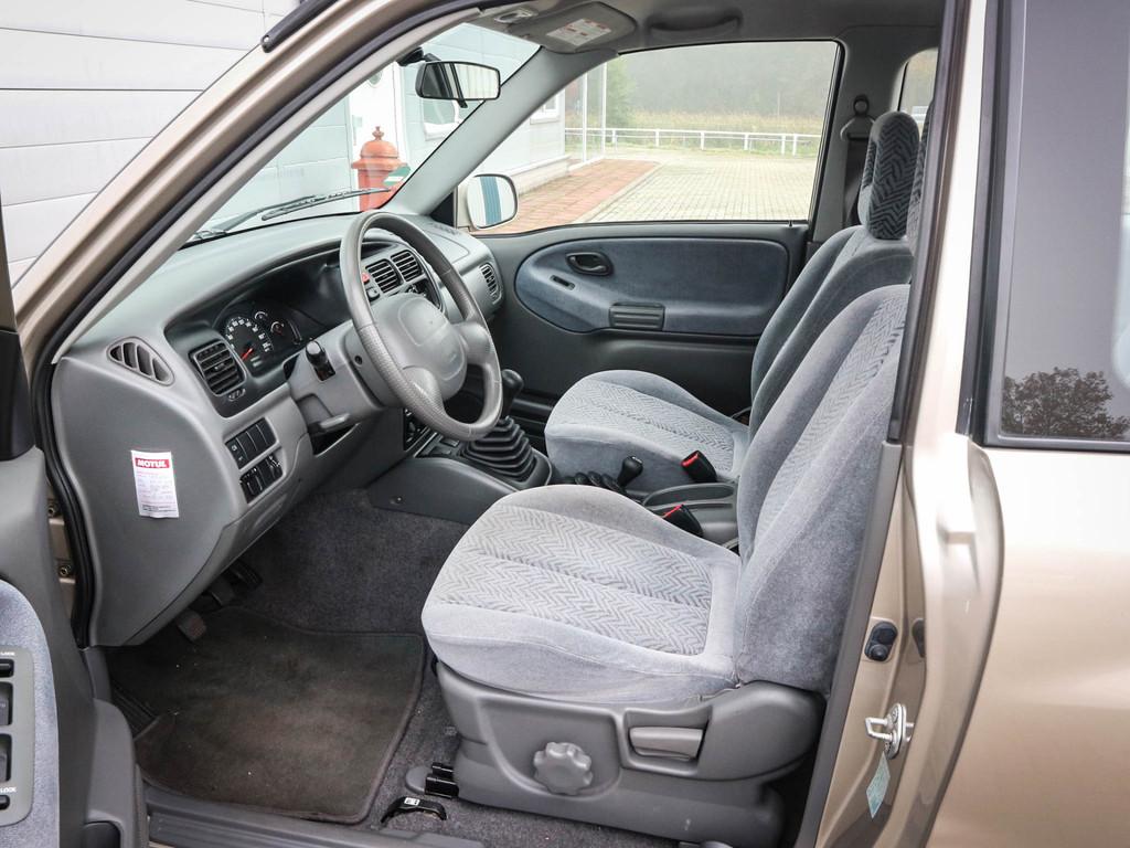 Suzuki Grand Vitara 1.6 Metal Top Wide Body | Audio | Elektr, Auto's, 13 km/l, 94 pk, Stof, Gebruikt