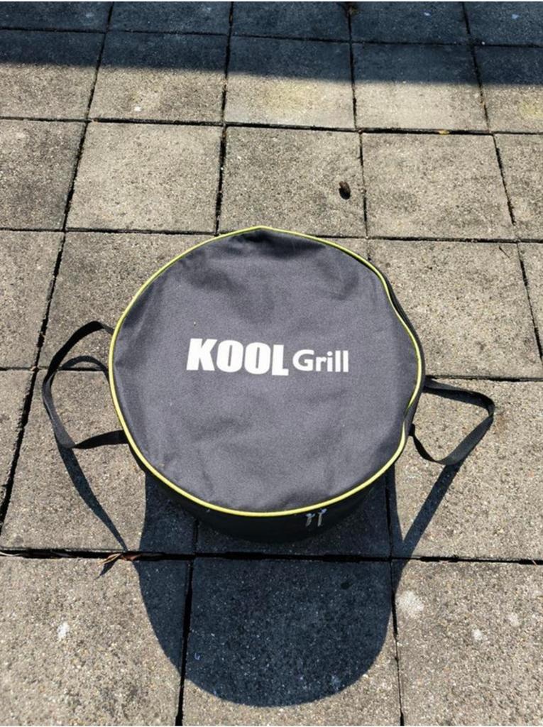 Kool Grill Draagbare Houtskool BBQ - Compact en Compleet, Ophalen, Gebruikt