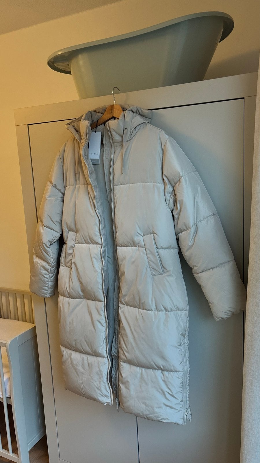 NIEUW Costes Lange Puffer Jas - Maat M, Ophalen of Verzenden, Nieuw, Maat 38/40 (M), Beige