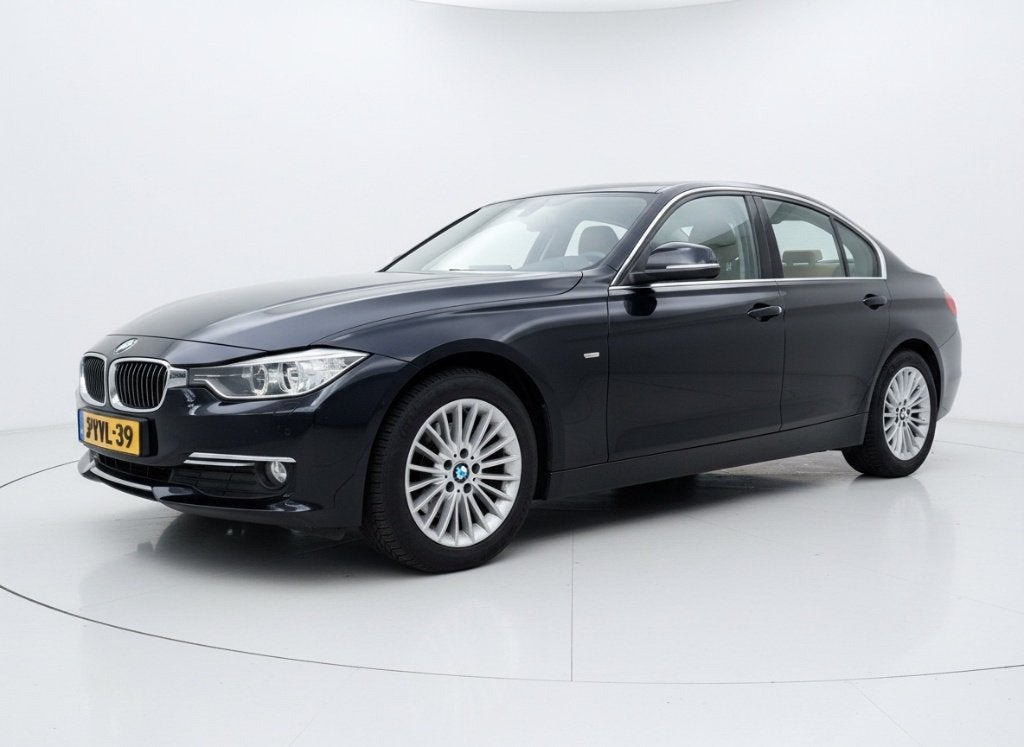 BMW 316i Executive | 2013  | Origineel Nederlands, Auto's, BMW, 1360 kg, Navigatiesysteem, 4 cilinders, Zwart