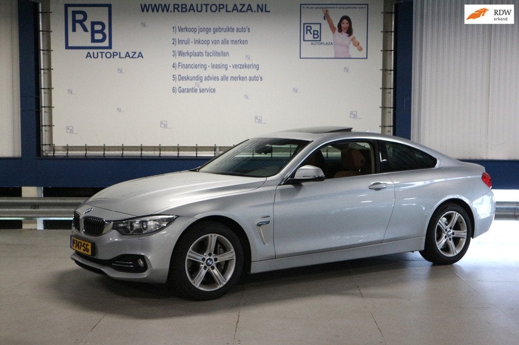 BMW 4-serie Coupé 435i xDrive High Executive / S-DAK - 306, Auto's, BMW, Euro 6, 4-Serie, 4 stoelen, Leder