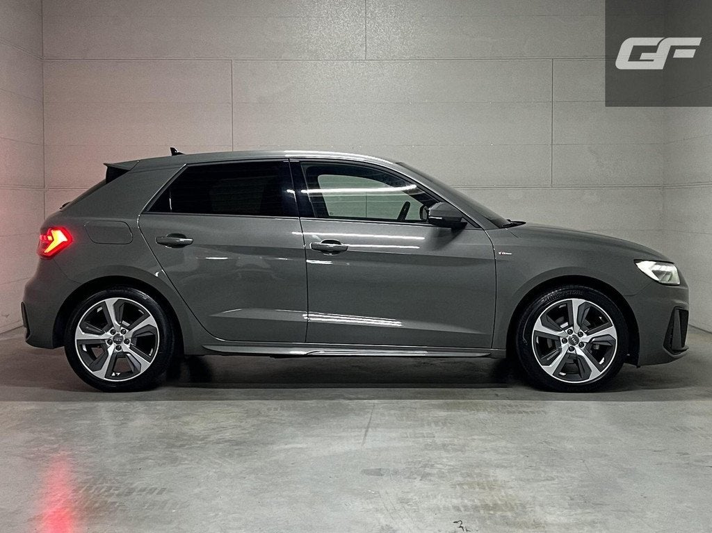 Audi A1 Sportback TFSI 3x S-Line DSG Carplay Cruise NAP, Auto's, Audi, 95 pk, Met garantie (alle), Leder en Stof, 49 €/maand