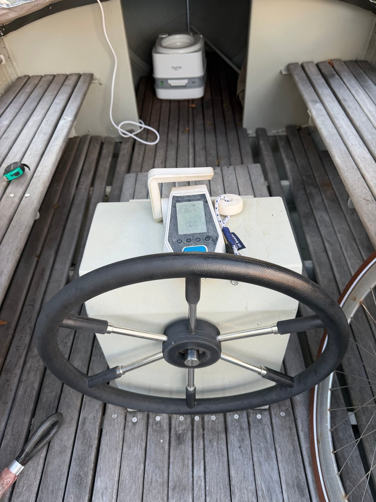 Ultraflex UC132-OBS hydraulische stuurcilinder + stuurwiel, Ophalen of Verzenden, Zo goed als nieuw, Motor en Techniek, Zeilboot of Motorboot