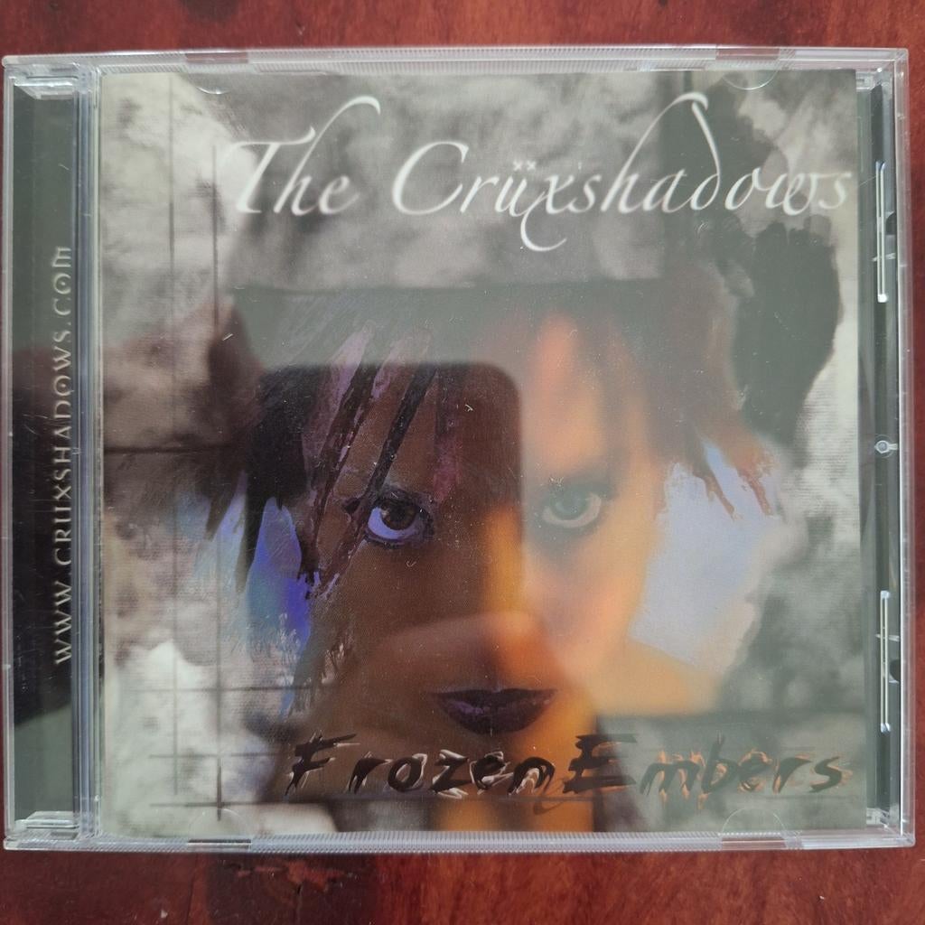 The Crüxshadows - Frozen Embers CD (Gothic, Synthpop), Ophalen of Verzenden, Zo goed als nieuw