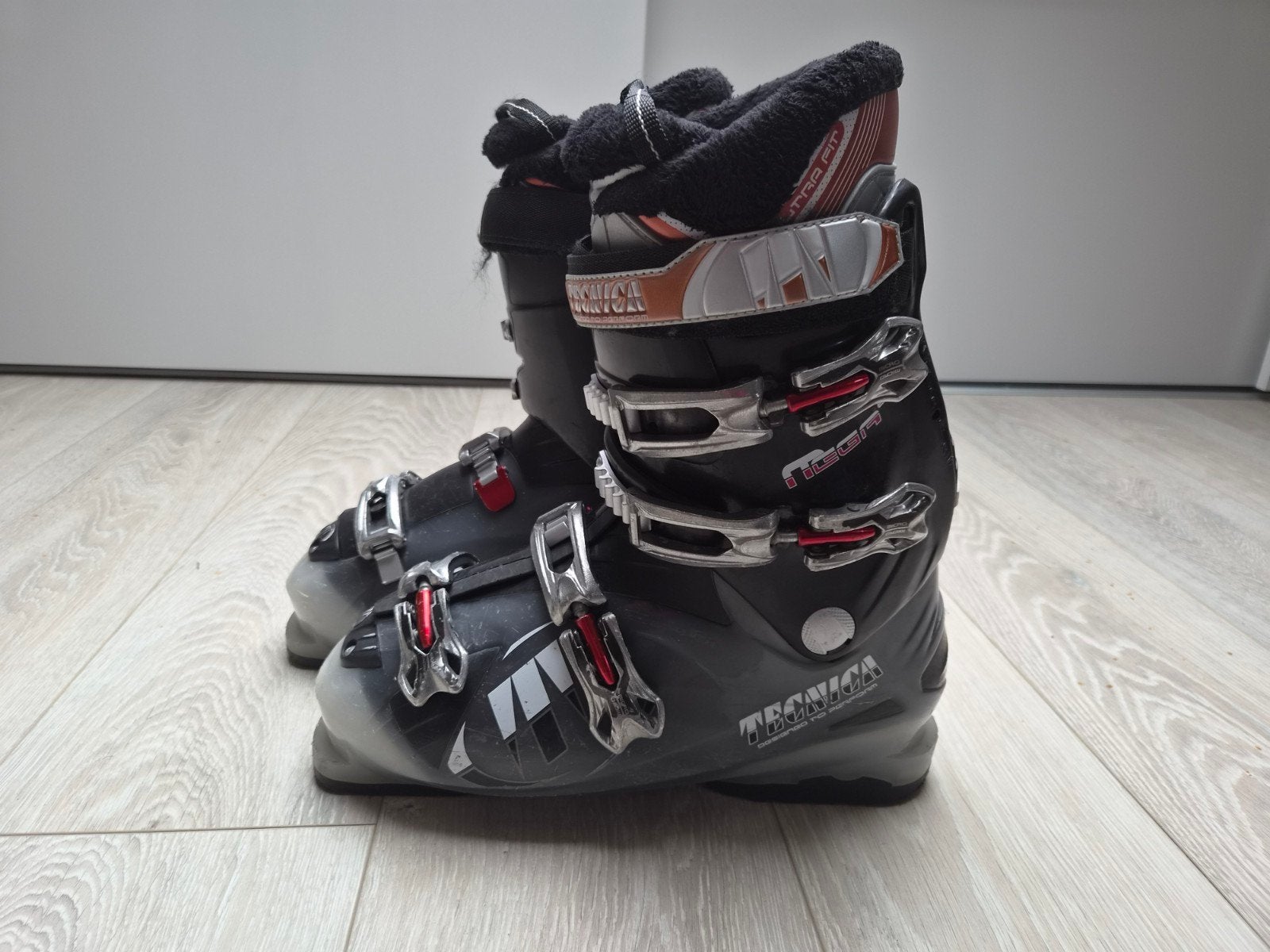 Tecnica skischoenen mundopoint 28 -28.5, Sport en Fitness, Overige merken, 160 tot 180 cm, Gebruikt, Schoenen