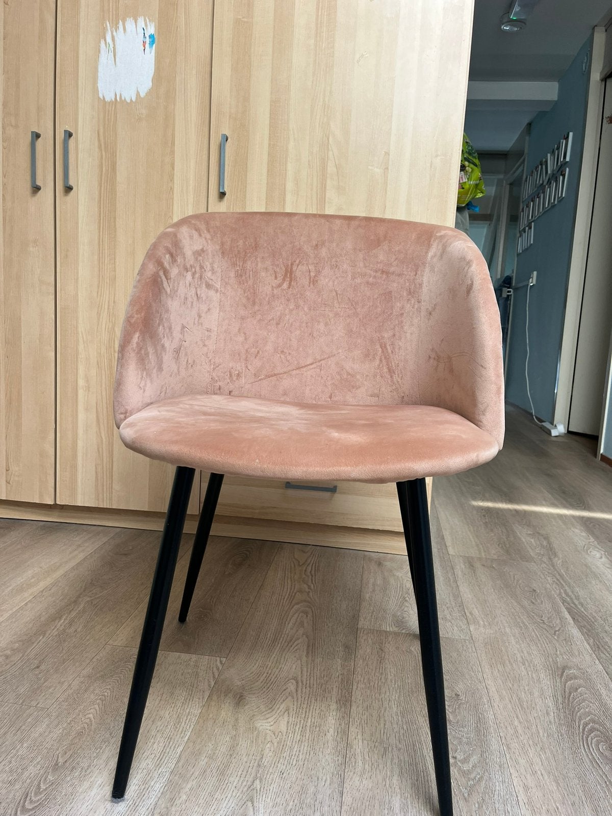 Suede stoel, licht roze, Ophalen, Zo goed als nieuw, Overige kleuren, Eén