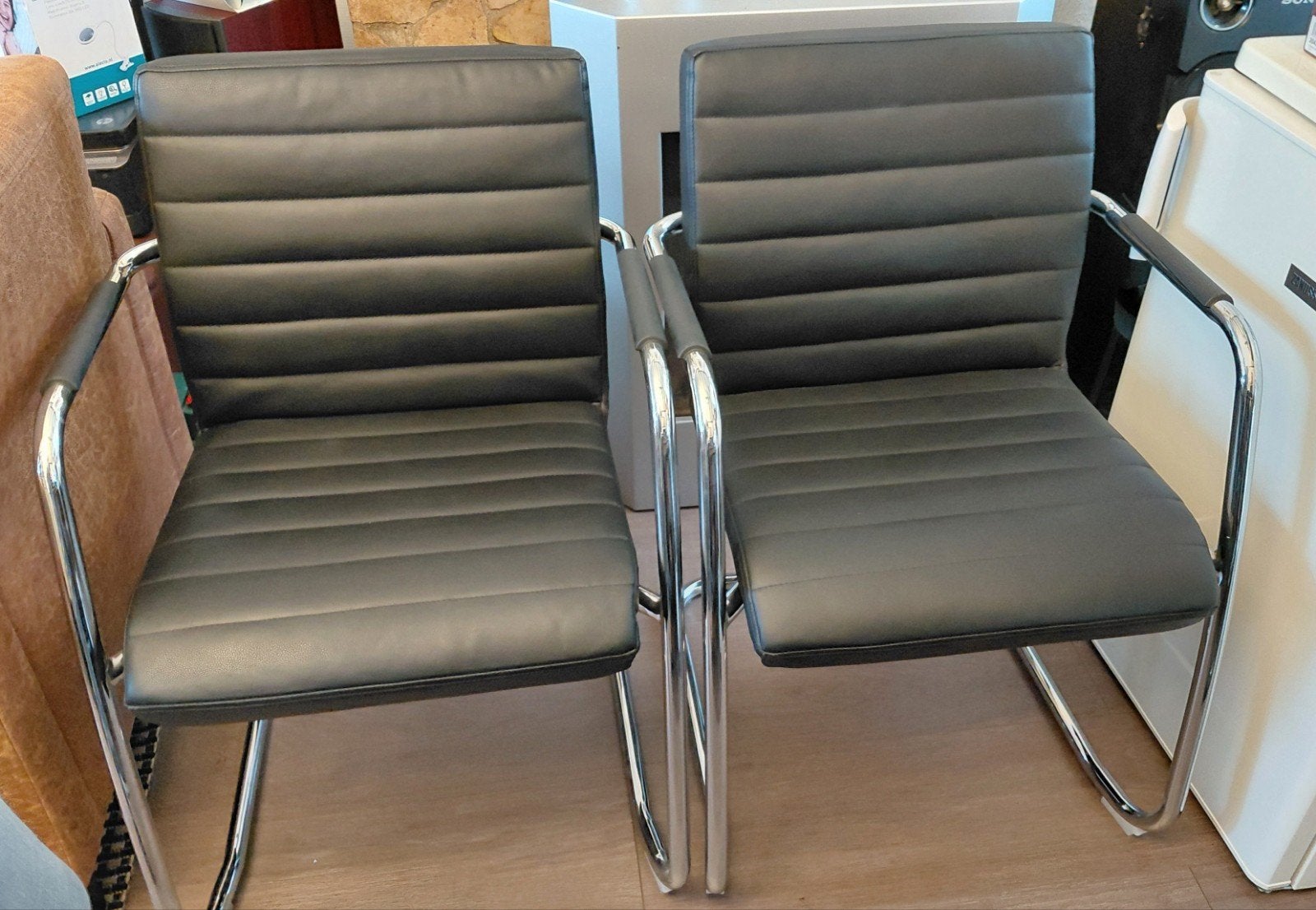 Stoelen 4 stuks, Ophalen, Zo goed als nieuw, Zwart, Vier