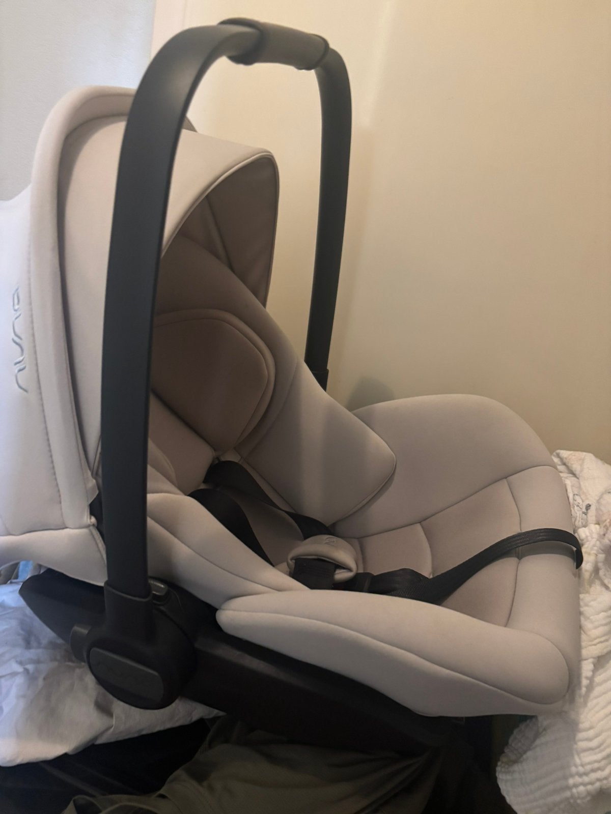 Nuna maxicosi autostoel, Zijbescherming, Zo goed als nieuw, Isofix, 0 t/m 13 kg