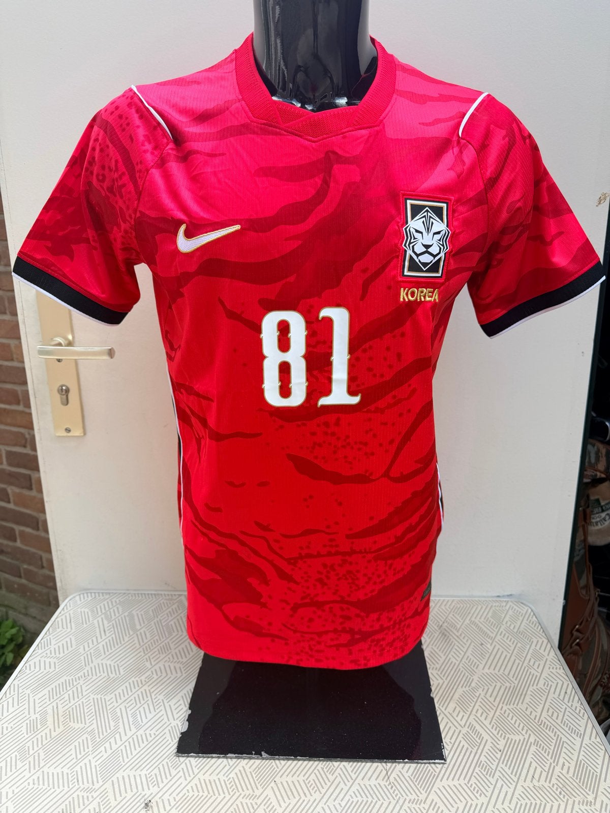 Nike Korea Voetbalshirt Rood Maat M - Chaewon 81, Maat M, Ophalen of Verzenden, Zo goed als nieuw, Shirt