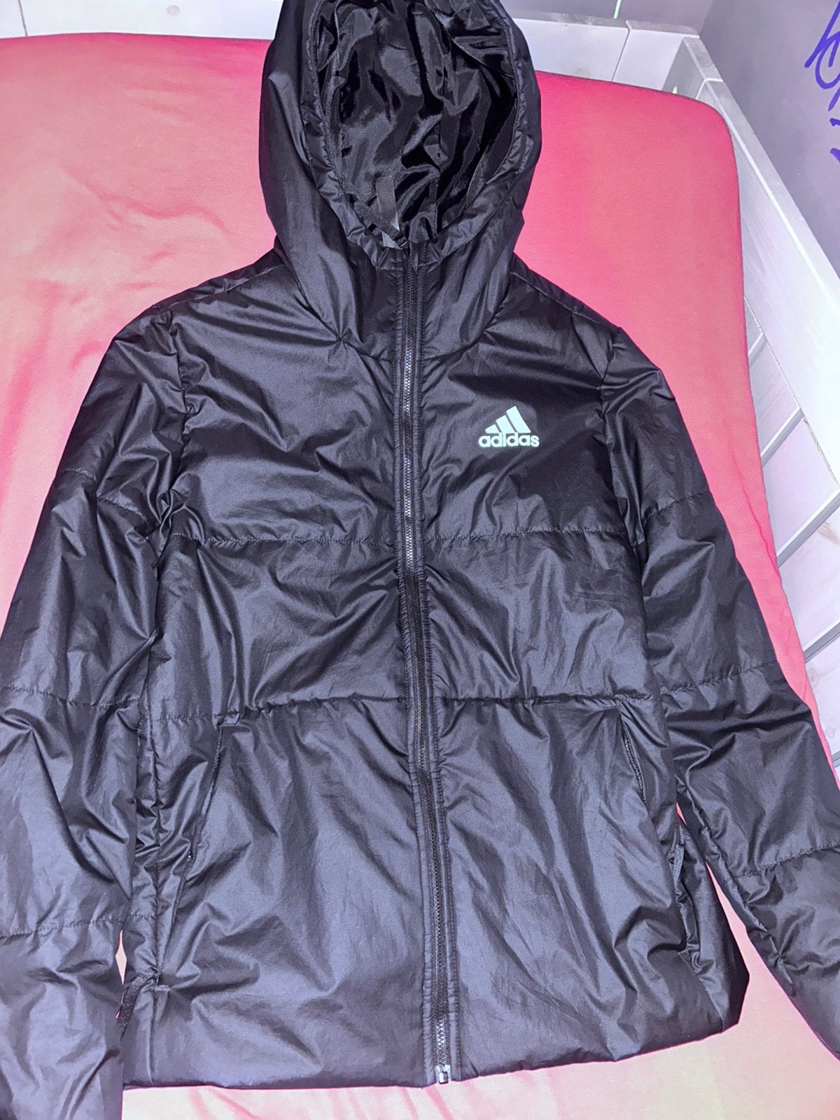 Adidas Puffer Jas Zwart met Capuchon, Kleding | Dames, Ophalen of Verzenden, Zo goed als nieuw, Maat 38/40 (M), Zwart
