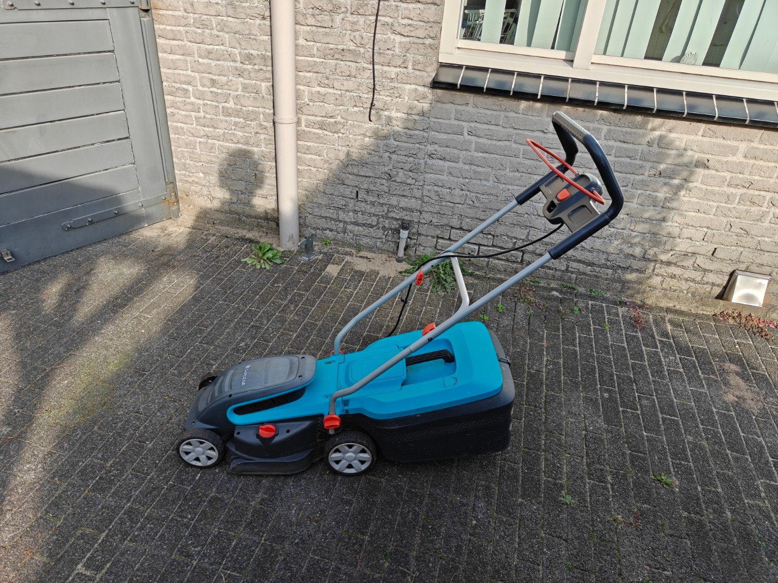 Grasmaaier met motor defect - voor onderdelen of reparatie, Ophalen, Cirkelmaaier, Gebruikt, Elektrische grasmaaier