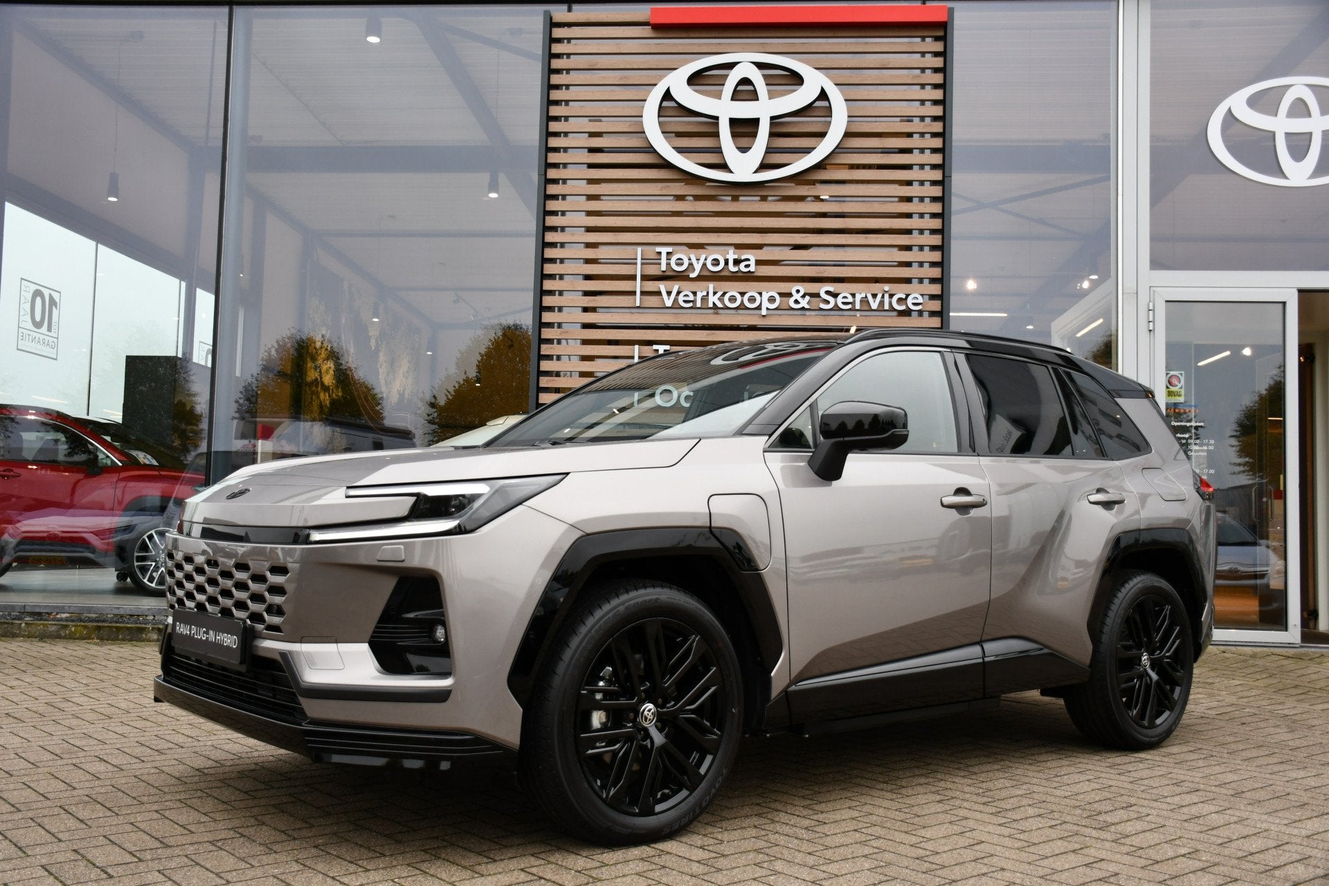Toyota RAV4 2.5 Plug-in Hybrid 270 First Edition Automaat 27, Gebruikt, Zwart, 4 cilinders, Origineel Nederlands