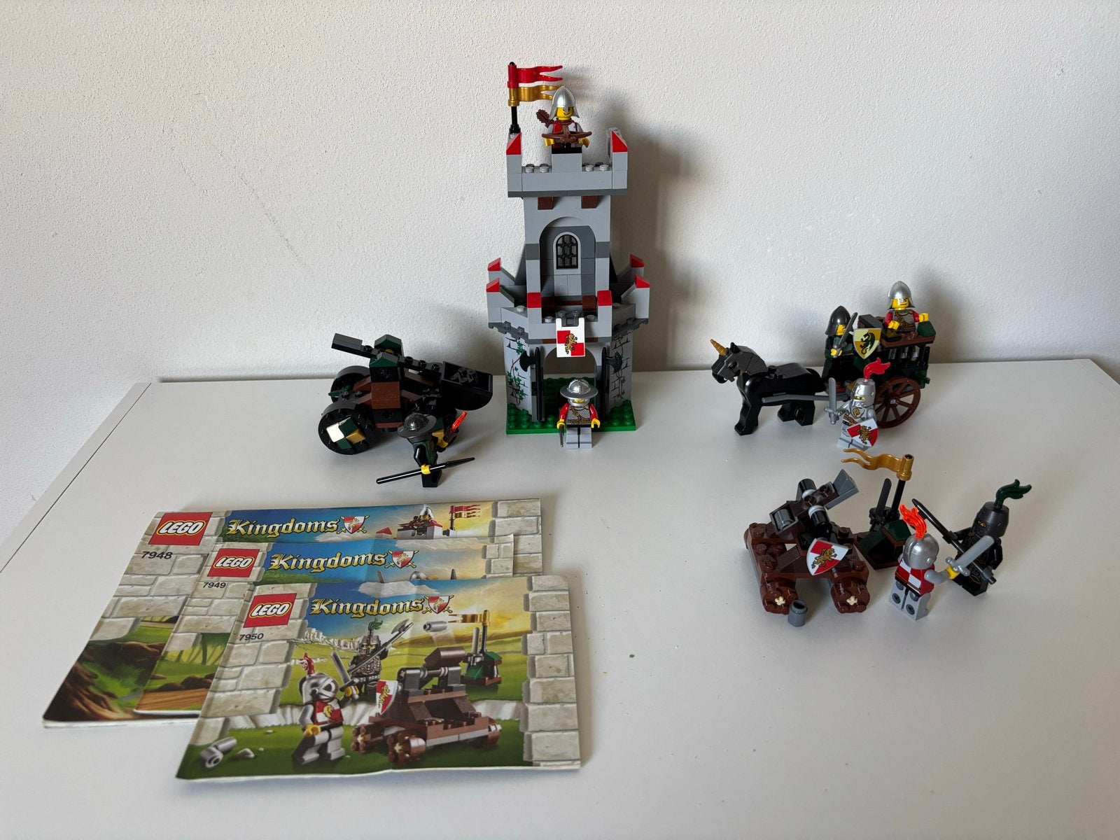 Vintage Lego Kingdoms 7948, 7949 en 7950 met instructies, Gebruikt, Lego, Ophalen of Verzenden, Compleet