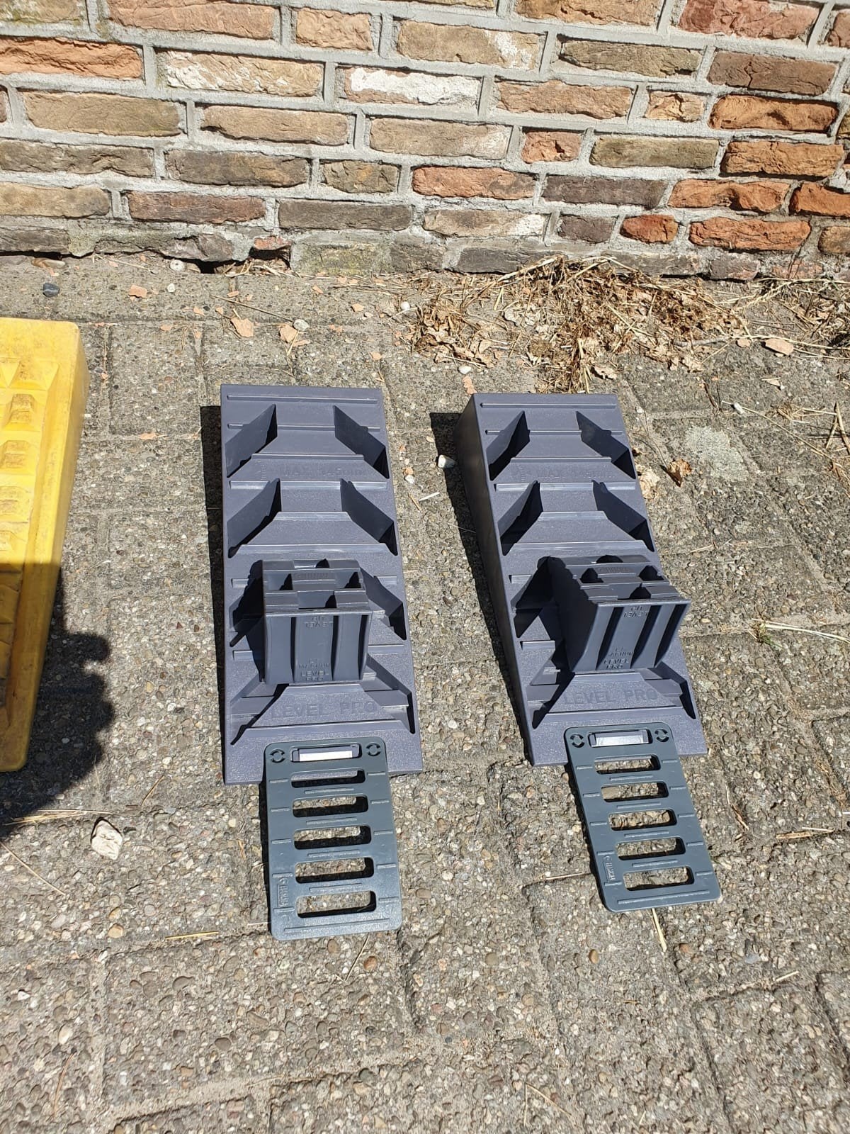 Oprijblokken, Ophalen, Hout