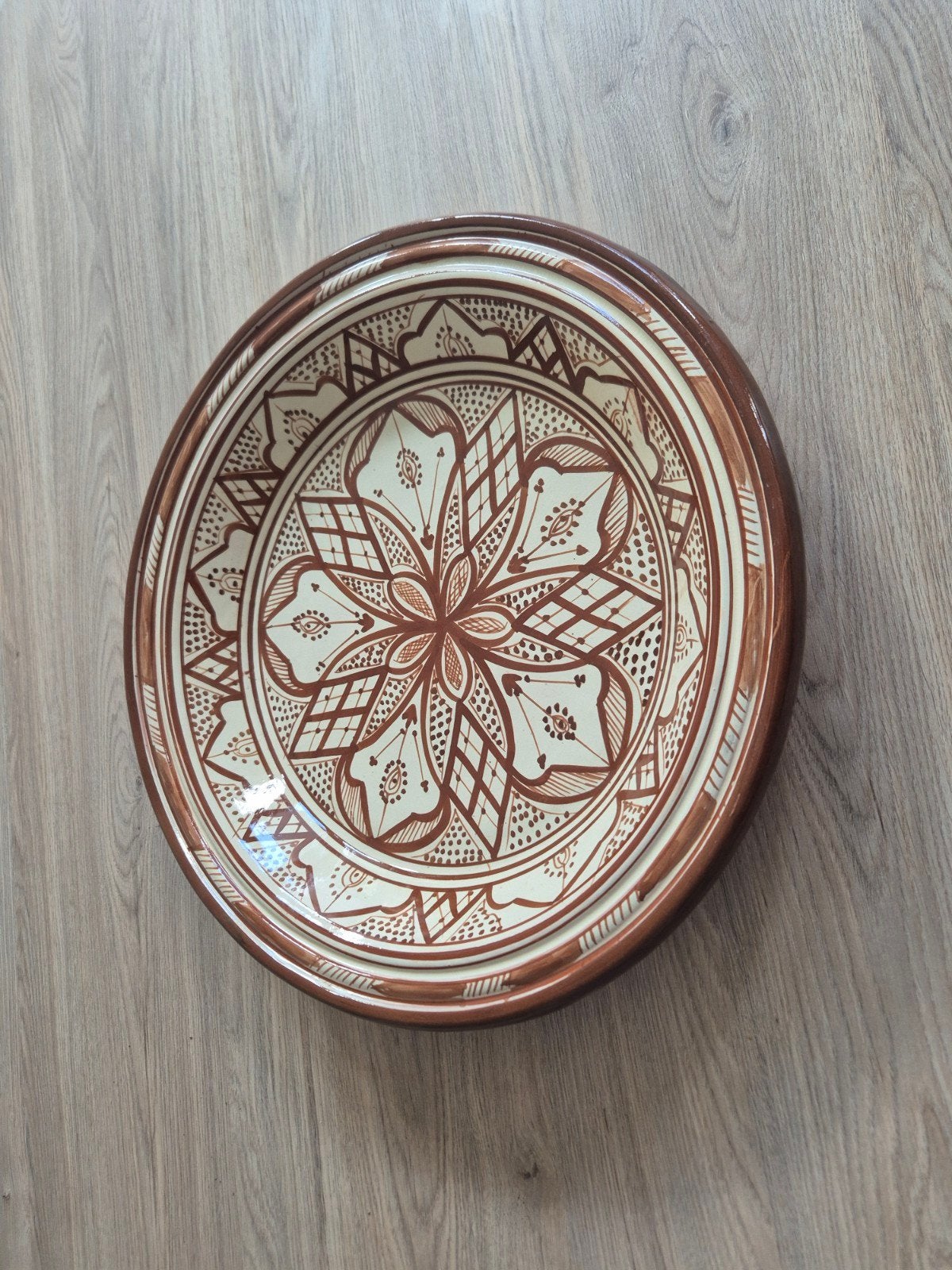 Decoratieve Marokkaanse schaal - Handgemaakt aardewerk, Ophalen of Verzenden