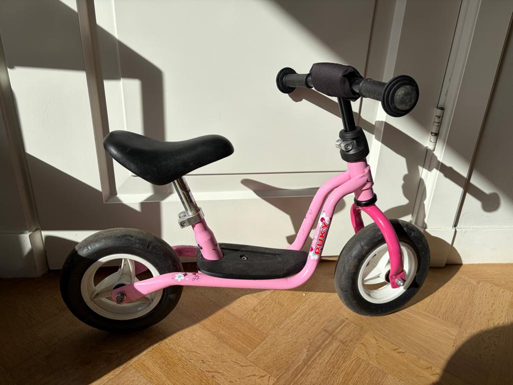 Roze Puky Loopfiets, Kinderen en Baby's, Speelgoed | Buiten | Voertuigen en Loopfietsen, Ophalen, Gebruikt, Loopfiets
