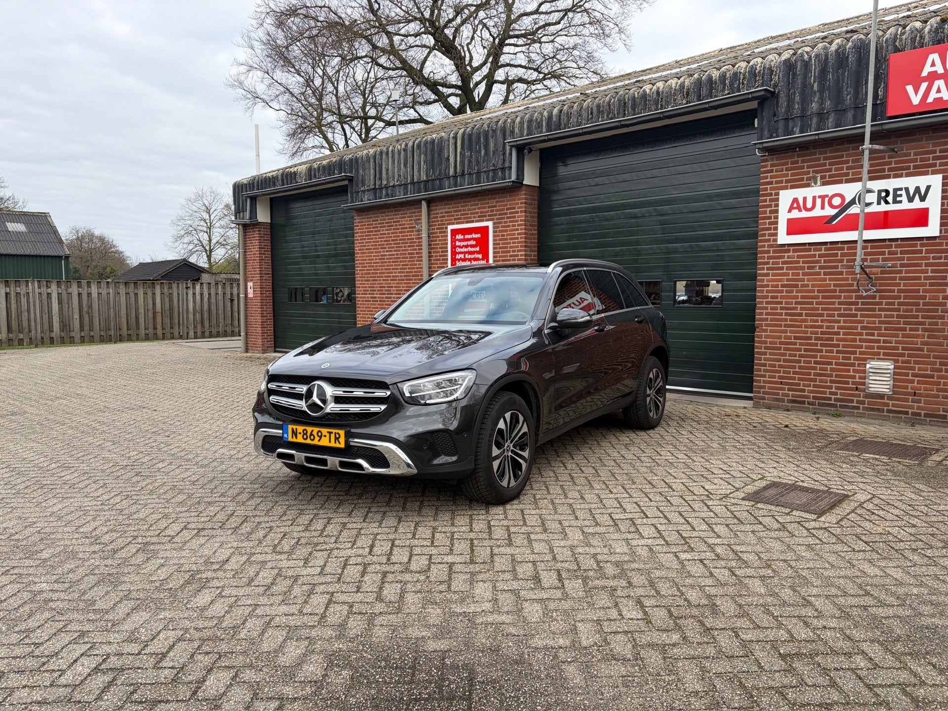Mercedes-Benz GLC-klasse 300e 4MATIC Business Solution, Automaat, Dealer onderhouden, Gebruikt, 2000 kg