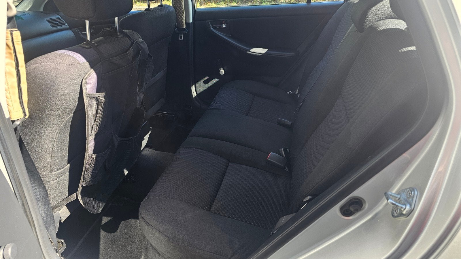 Foto 7 van Toyota Corolla 1.6 16V Vvt-i 5DR Linea Terra 2006 Grijs