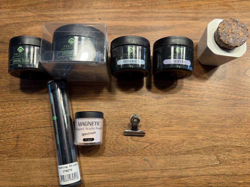 Acrylproducten Magnetic Nails, Ophalen of Verzenden, Zo goed als nieuw, Wit, Handen en Nagels