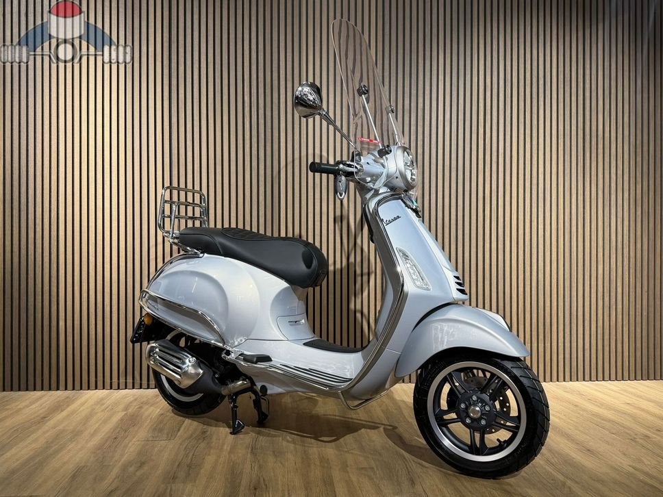 VESPA Primavera FL Tech 50 Zilvergrijs 0 km bj. 2026