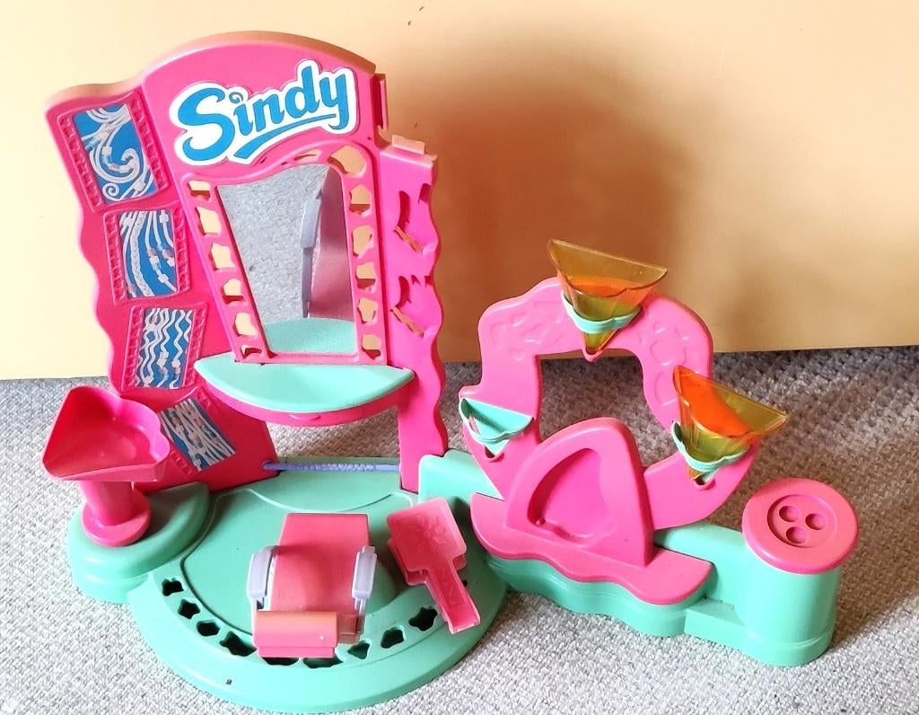  Vintage SINDY Kapsalon Barbie, Ophalen of Verzenden, Zo goed als nieuw, Barbie