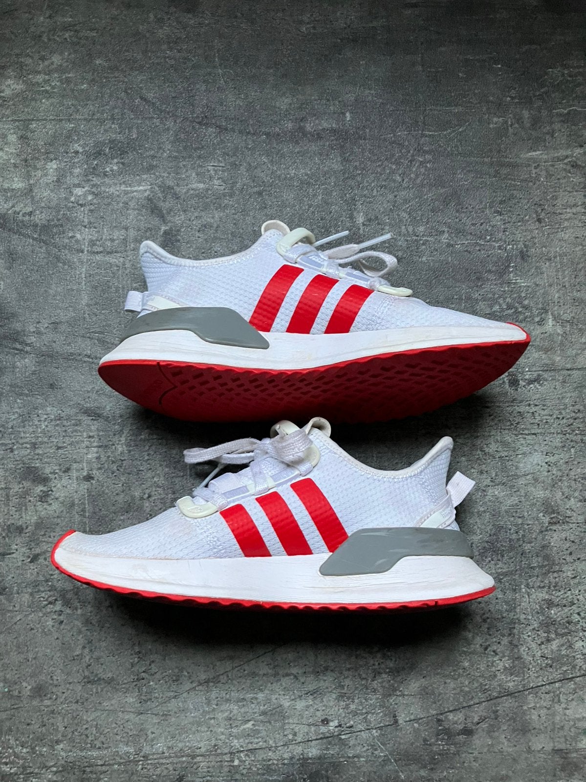 Adidas schoenen, Ophalen of Verzenden, Zo goed als nieuw, Overige kleuren