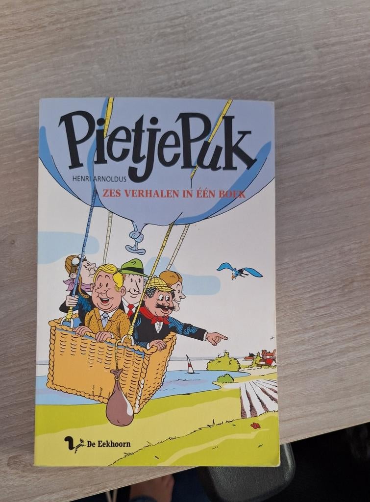 Pietje Puk: Zes Verhalen in één Boek - Henri Arnoldus, Ophalen of Verzenden, Zo goed als nieuw, Henri Arnoldus, Fictie algemeen