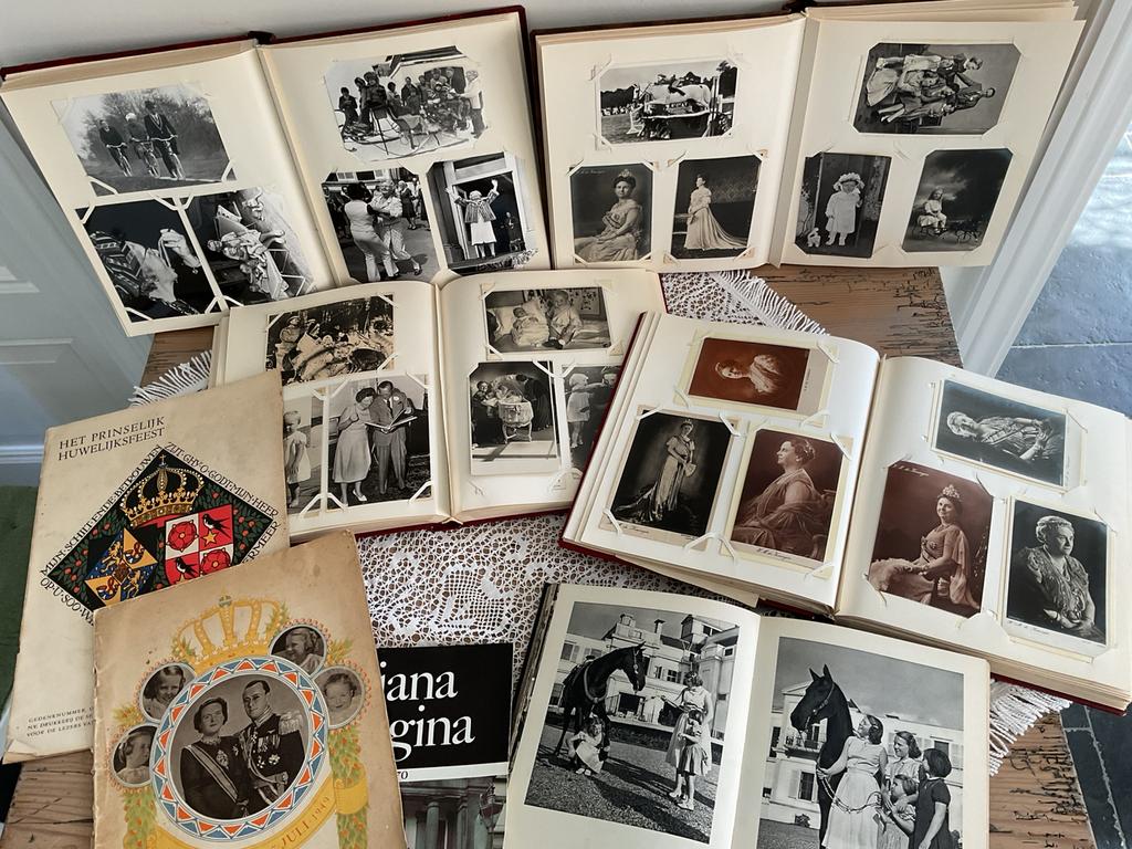 Grote verzameling foto’s enz van het Koninklijk Huis, Ophalen of Verzenden, Zo goed als nieuw, Tijdschrift of Boek