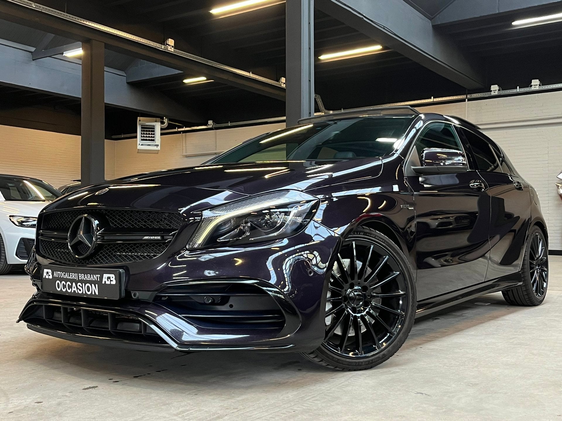 Mercedes-Benz A-klasse AMG 45 4MATIC Pano/Carplay/MemoryStoe, Auto's, Automaat, Dealer onderhouden, Gebruikt, Bedrijf