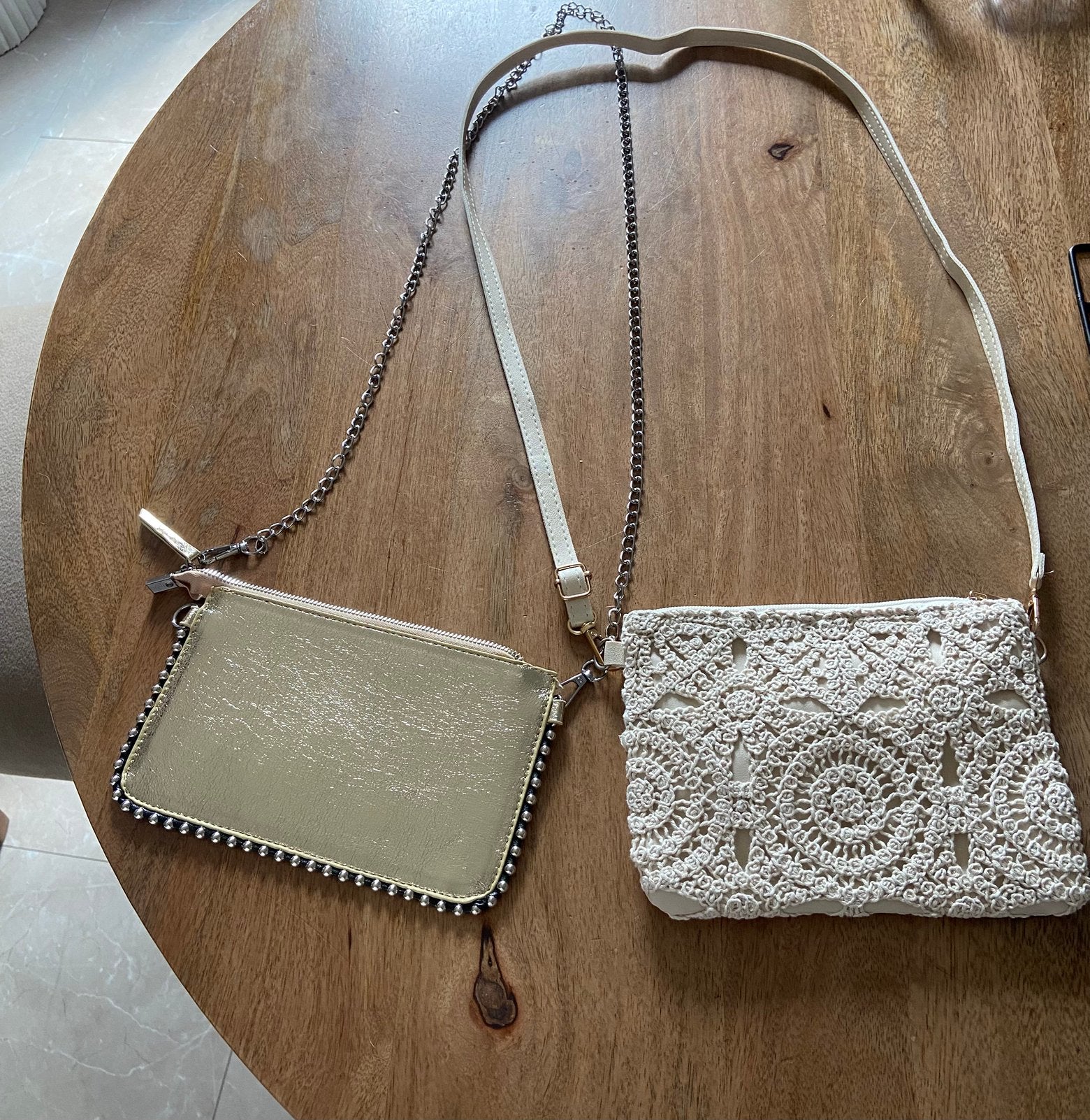 2 nieuwe handtasjes, Sieraden, Tassen en Uiterlijk, Tassen | Damestassen, Ophalen of Verzenden, Nieuw, Beige, Schoudertasje