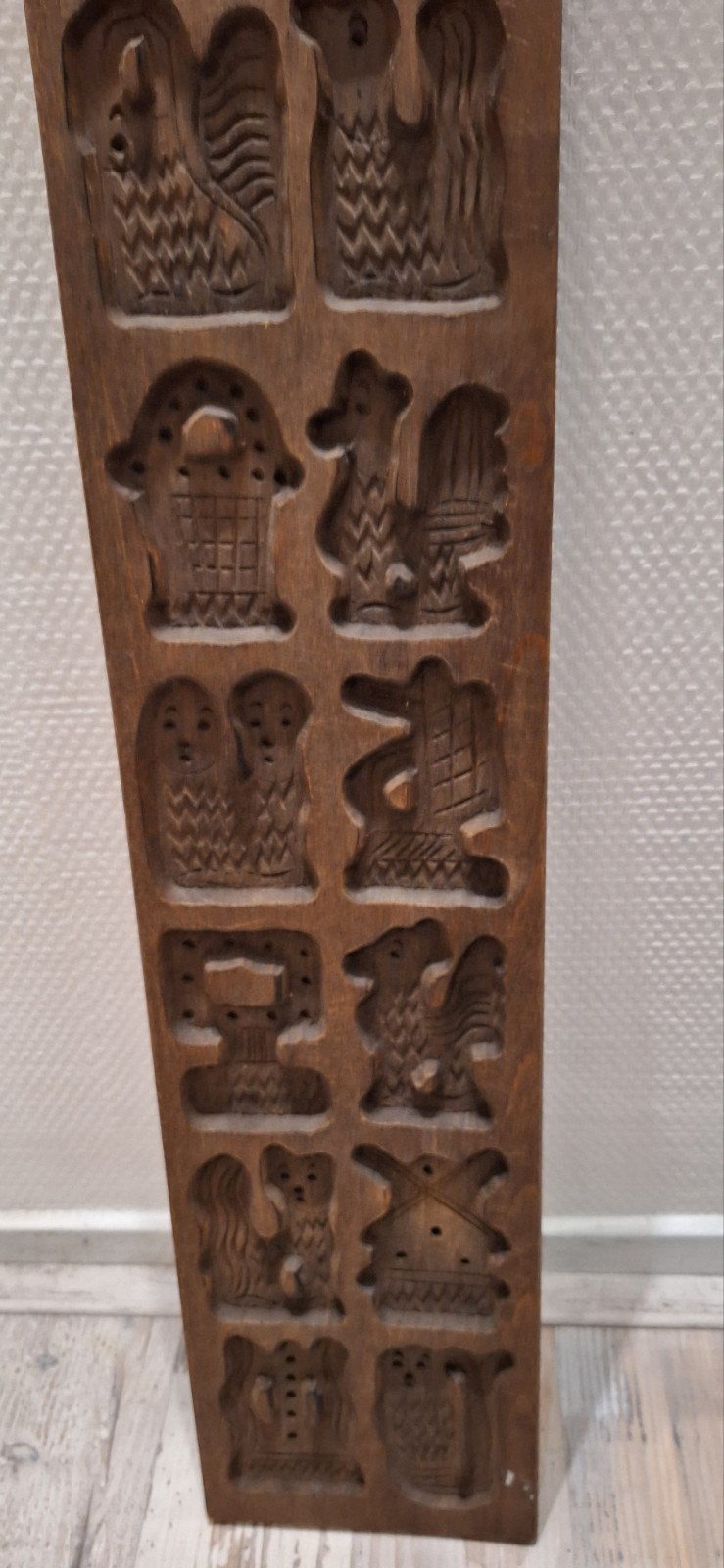 Antieke houten koekjesvorm met diverse figuren, Ophalen