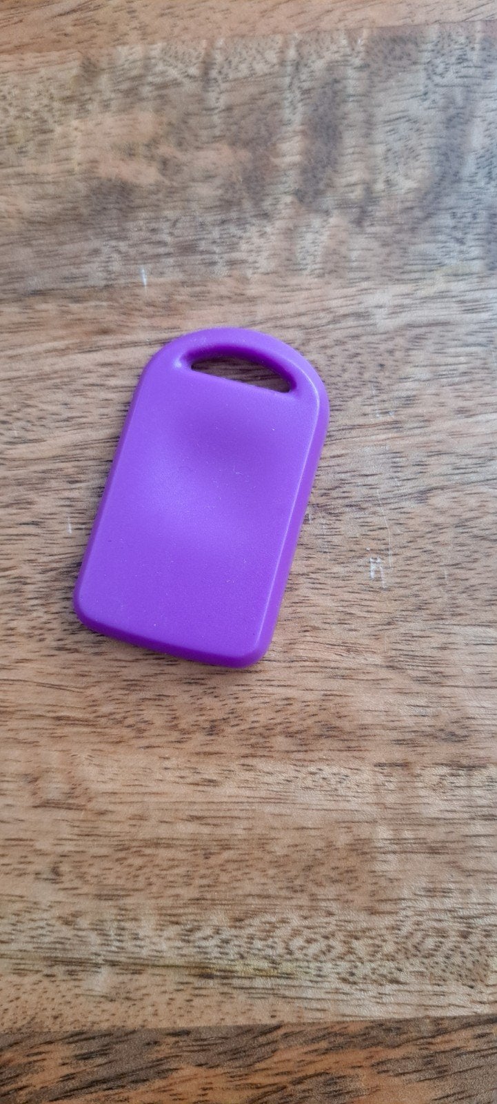 Paarse toegang sleutel anytime fitness, Ophalen of Verzenden, Zo goed als nieuw