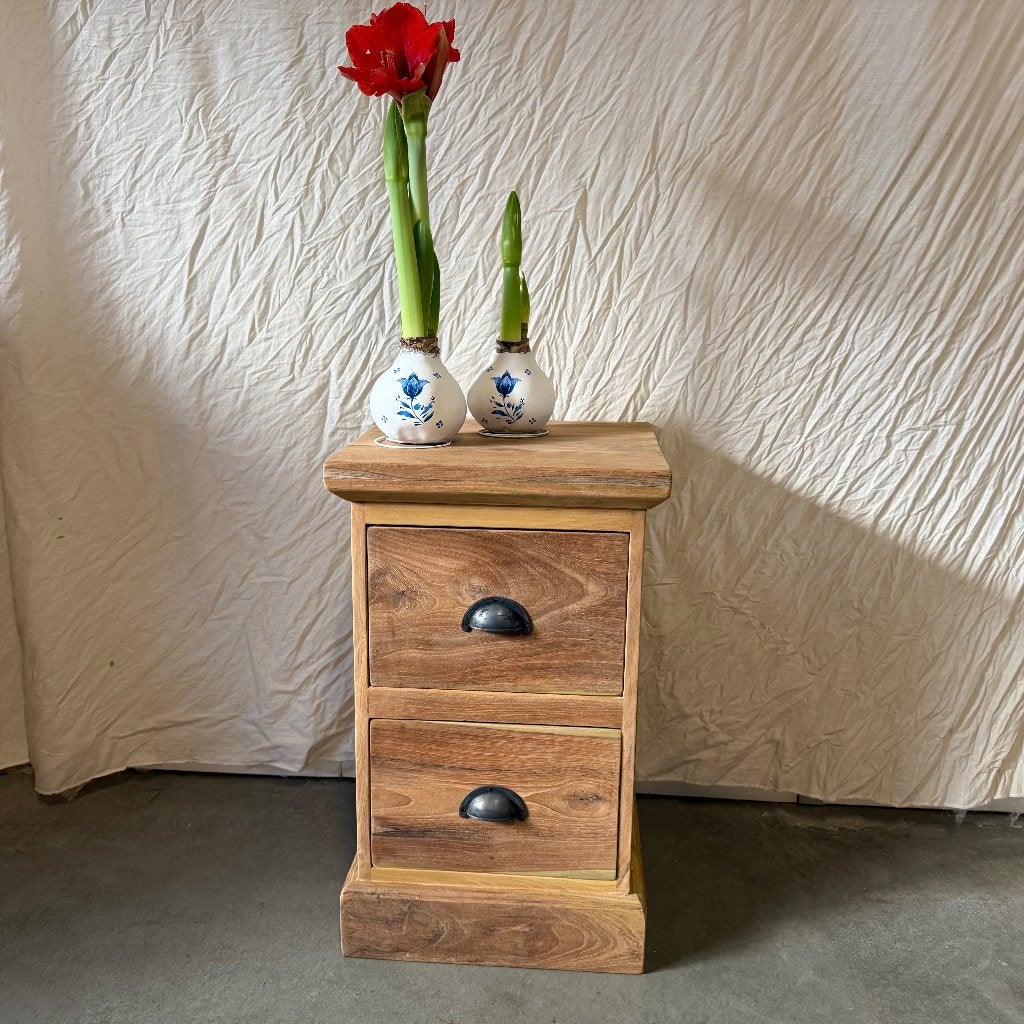 ladekastje teak met 2 lades - Gratis bezorgd, Huis en Inrichting, TTM Wonen, Meubels – (Perzische) Tapijten en Woonaccessoires