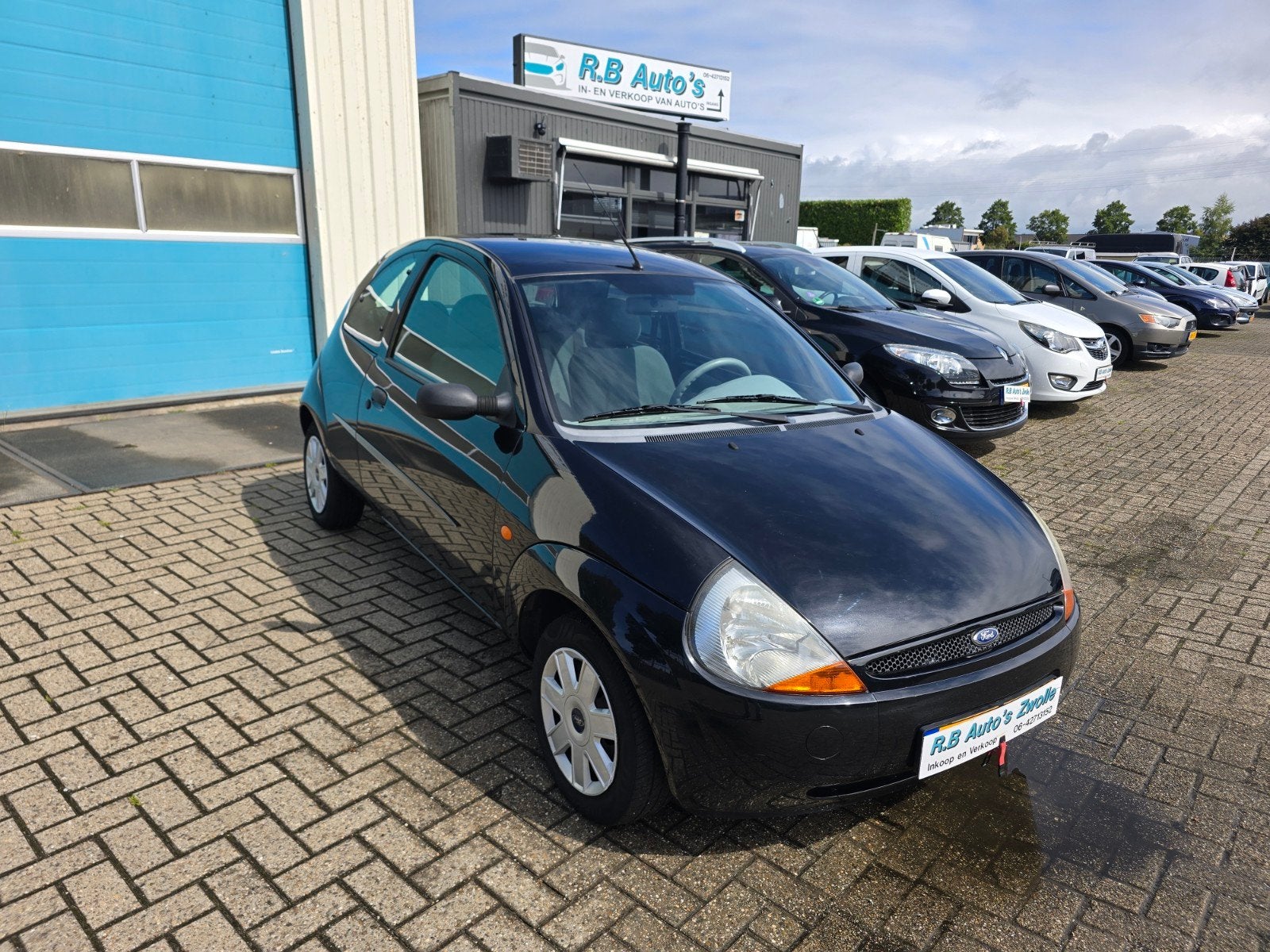 Ford Ka 1.3 I 44KW 2008 Zwart, Voorwielaandrijving, 1299 cc, Stof, 4 cilinders