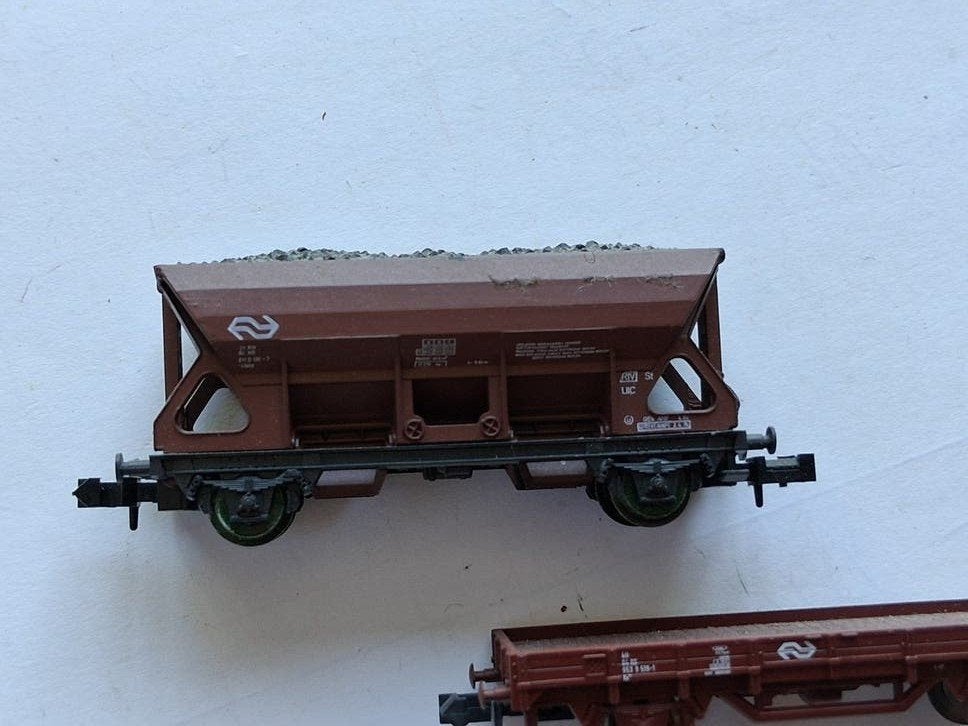 Set van 2 NS goederenwagons N-spoor, Gebruikt, Gelijkstroom, Wagon, Ophalen of Verzenden