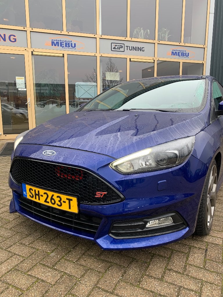 Ford Focus - 2.0 ST met een Limited Slip Differentieel, Auto's, Ford, 15 km/l, 4 cilinders, Blauw, Handgeschakeld
