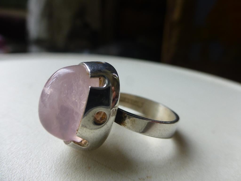 vintage Finse Modernist Zilveren Ring Rozenquartz mt 16, Sieraden, Tassen en Uiterlijk, Antieke sieraden, Verzenden, Zilver, Ring