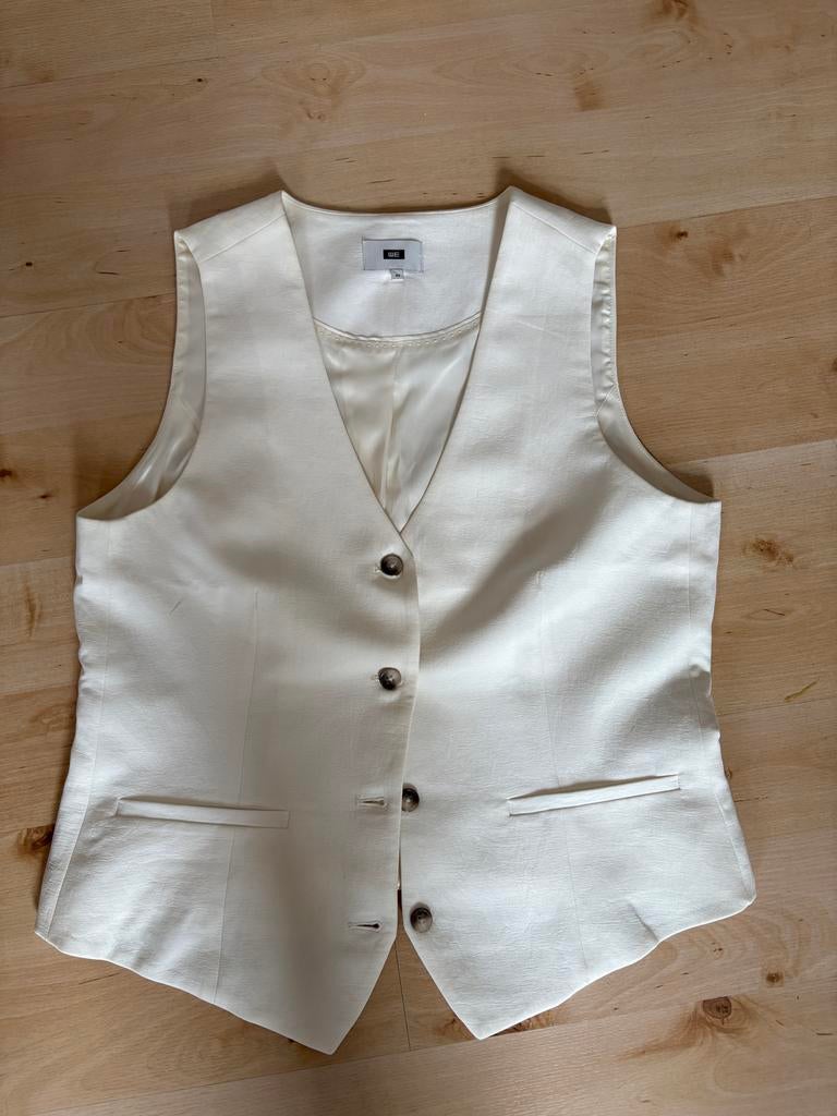 WE Ecru Gilet - Zo goed als nieuw - Maat 42, Ophalen of Verzenden, Zo goed als nieuw