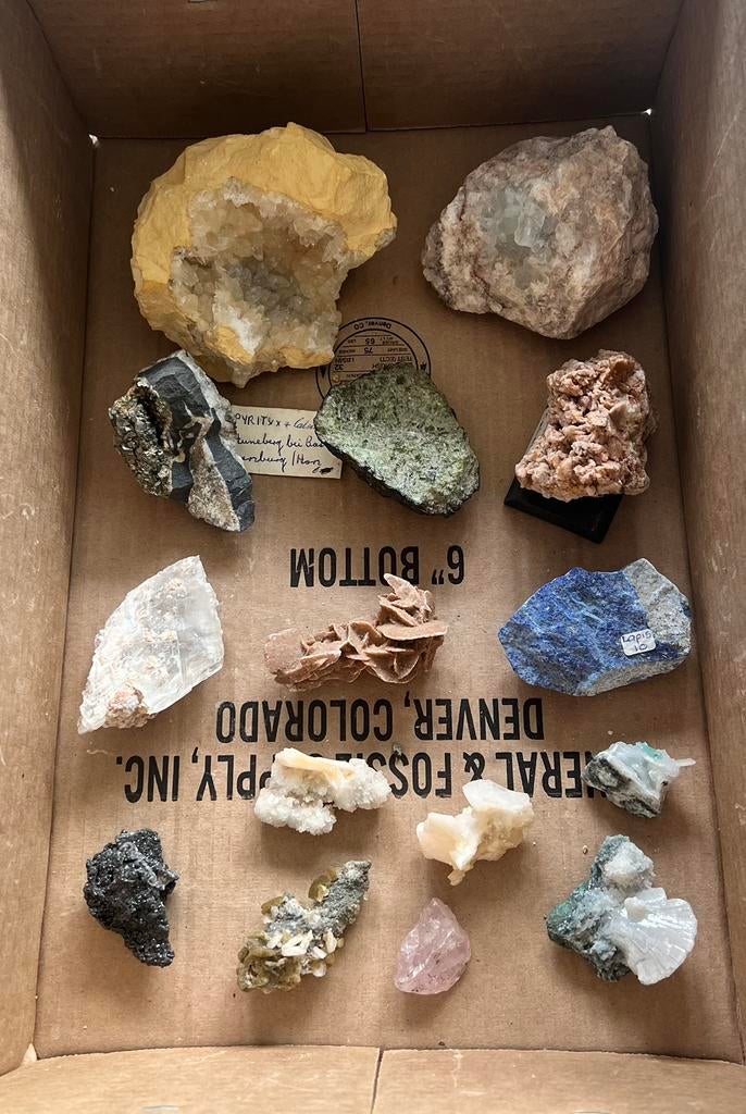 Mooie collectie mineralen voor een leuke prijs, 15 stuks, Ophalen of Verzenden, Mineraal