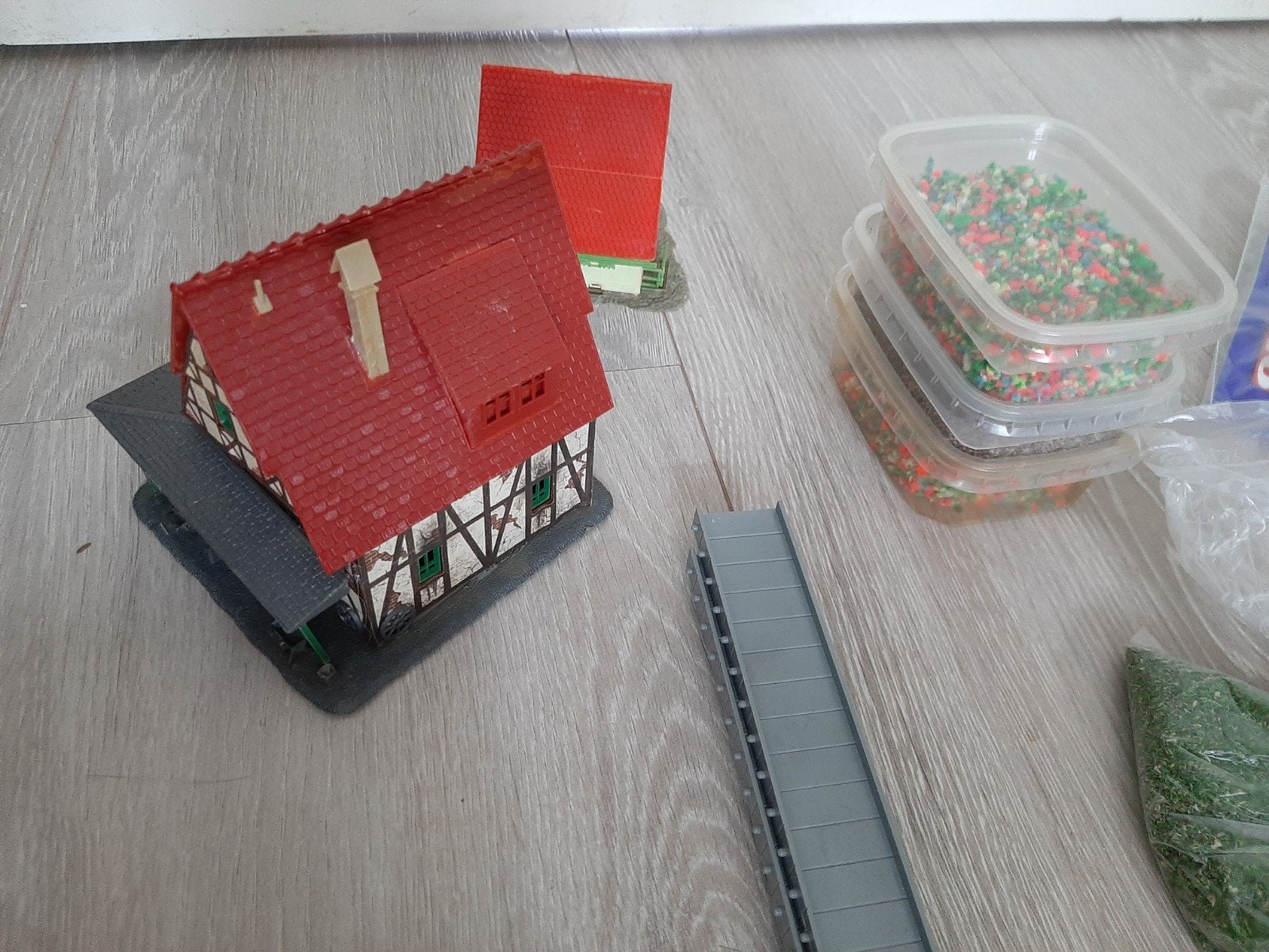Modelbouw Huisjes, Tank en Landschap Materiaal, Hobby en Vrije tijd, Knutselen, Ophalen of Verzenden, Gebruikt