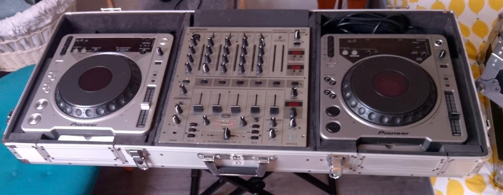 Pioneer CDJ 800 MKII DJ-set met flightcase, Ophalen, Zo goed als nieuw, Dj-set, Pioneer